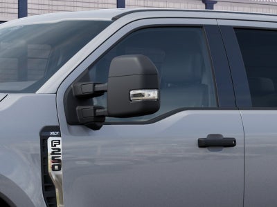 2027 Ford Super Duty F-250® XLT