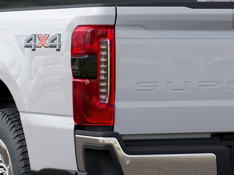 2027 Ford Super Duty F-350® Lariat®