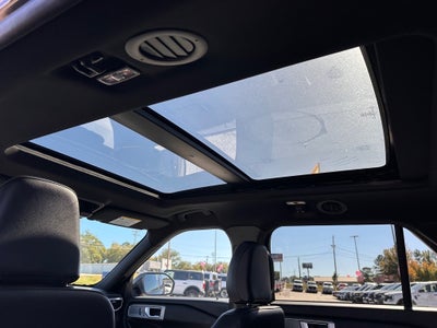 2024 Ford Explorer ST-Line