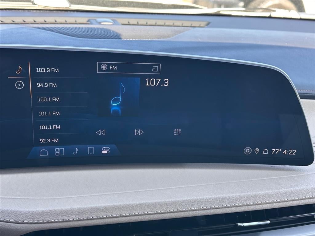 2024 Cadillac XT4 Premium Luxury