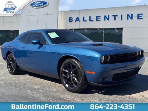 2022 Dodge Challenger SXT