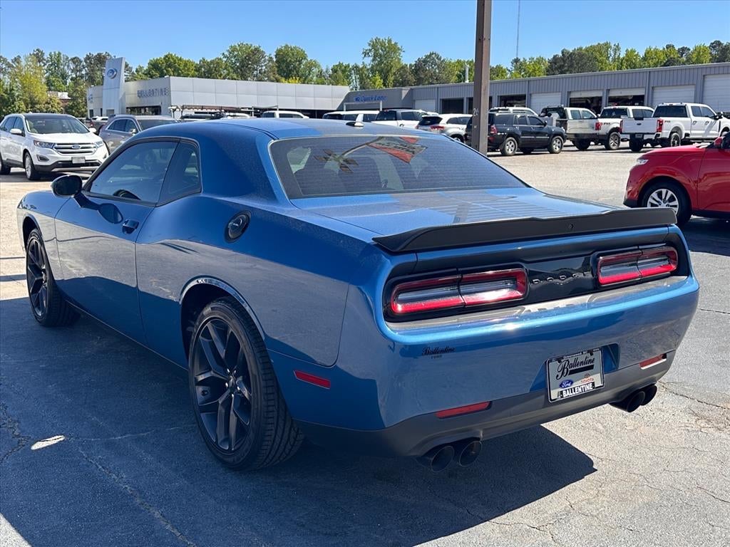 2022 Dodge Challenger SXT