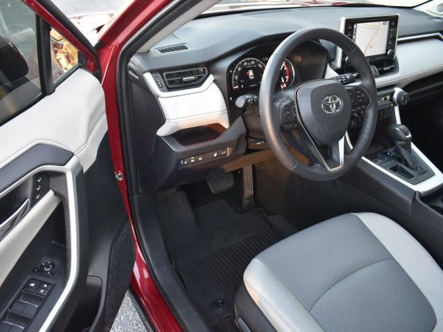 2020 Toyota RAV4 Limited