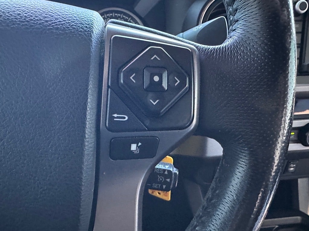 2017 Toyota Tacoma SR5