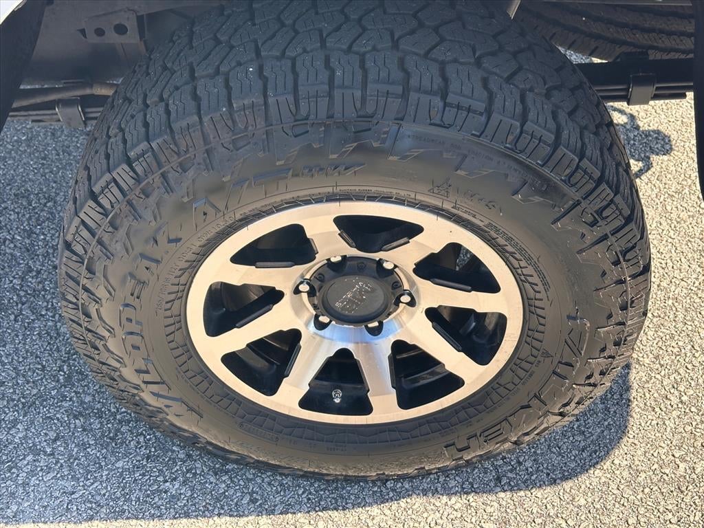 2023 Toyota Tacoma SR V6