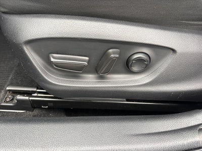 2018 Toyota Camry Hybrid LE