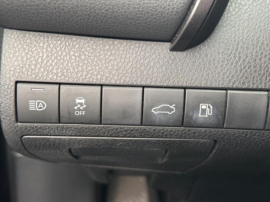 2018 Toyota Camry Hybrid LE