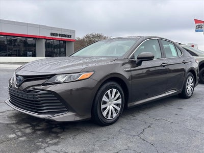 2018 Toyota Camry Hybrid LE