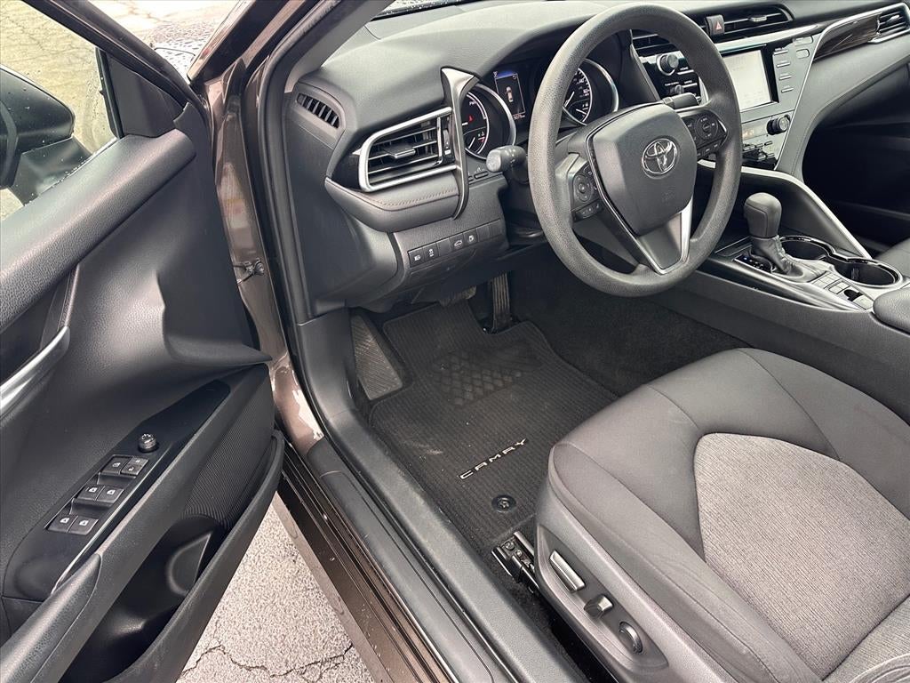 2018 Toyota Camry Hybrid LE