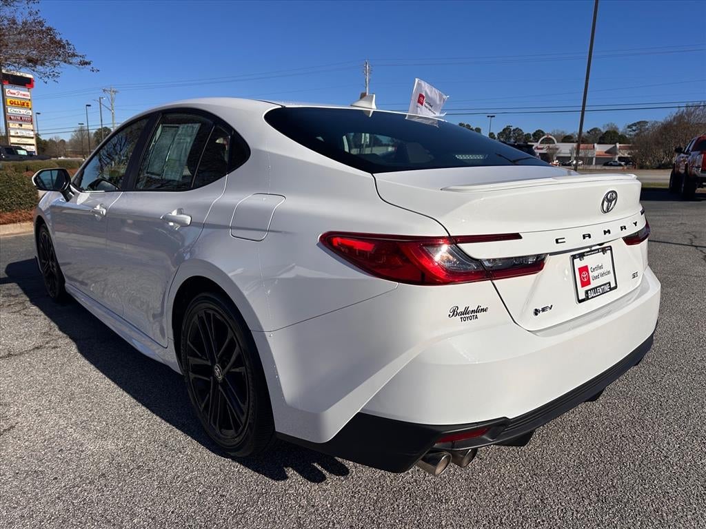 2025 Toyota Camry SE