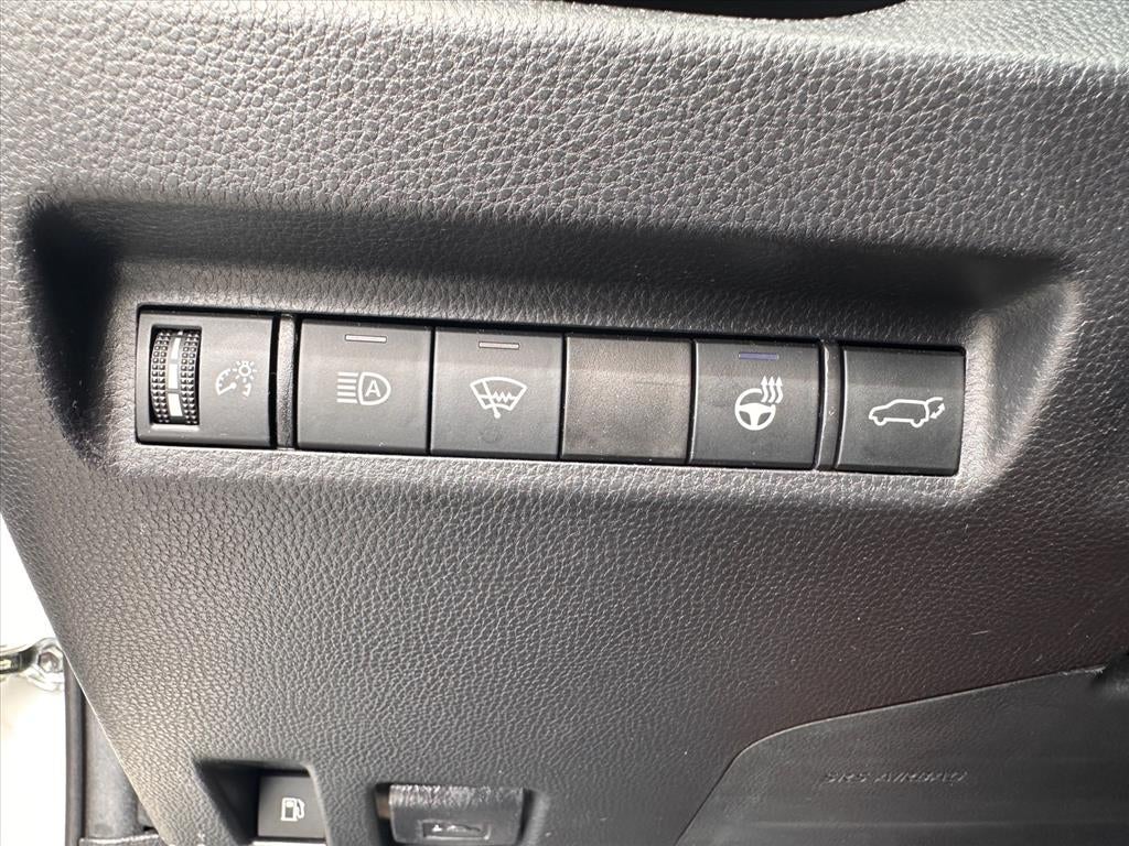 2021 Toyota RAV4 Hybrid XLE Premium