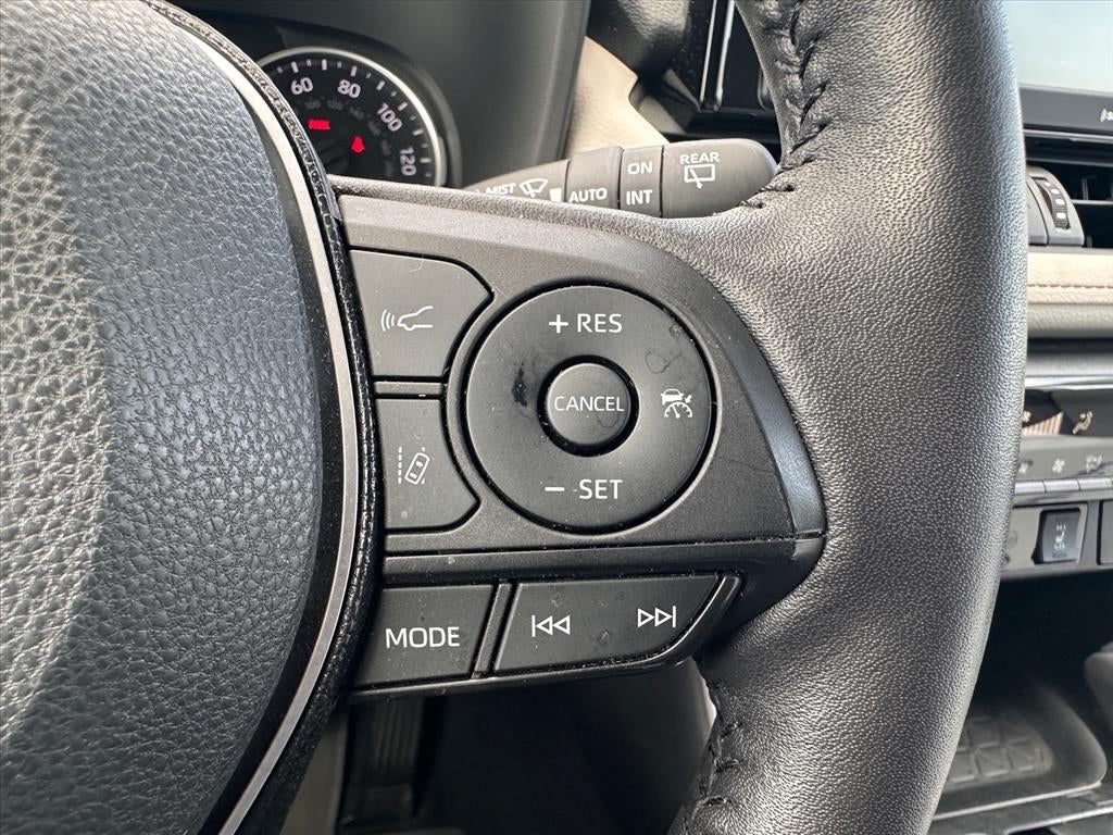 2021 Toyota RAV4 Hybrid XLE Premium