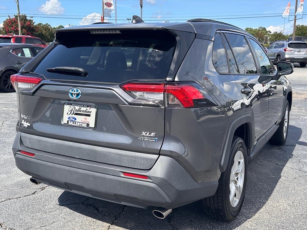 2021 Toyota RAV4 Hybrid XLE