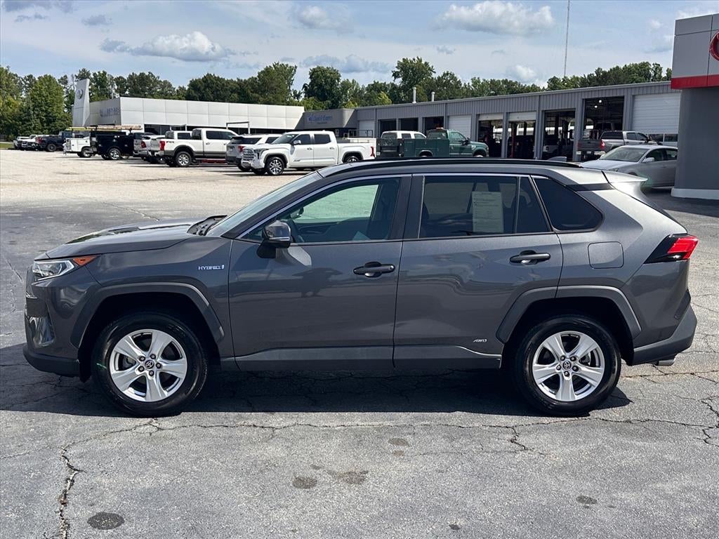 2021 Toyota RAV4 Hybrid XLE