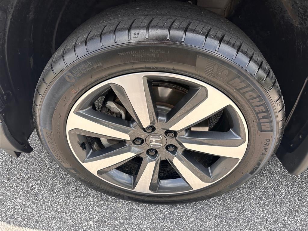 2025 Honda Pilot Touring