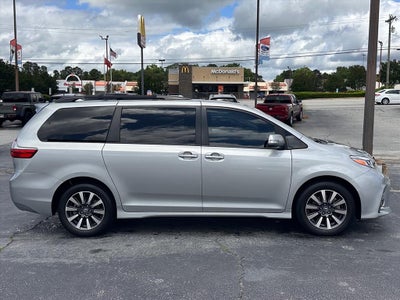 2020 Toyota Sienna Limited 7-Passenger