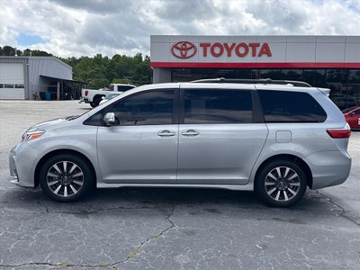 2020 Toyota Sienna Limited 7-Passenger