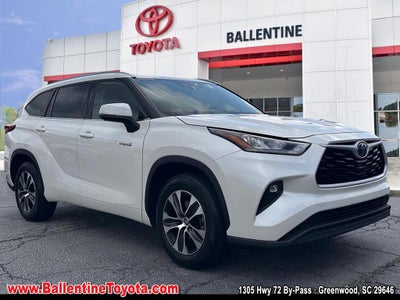 2020 Toyota Highlander Hybrid XLE
