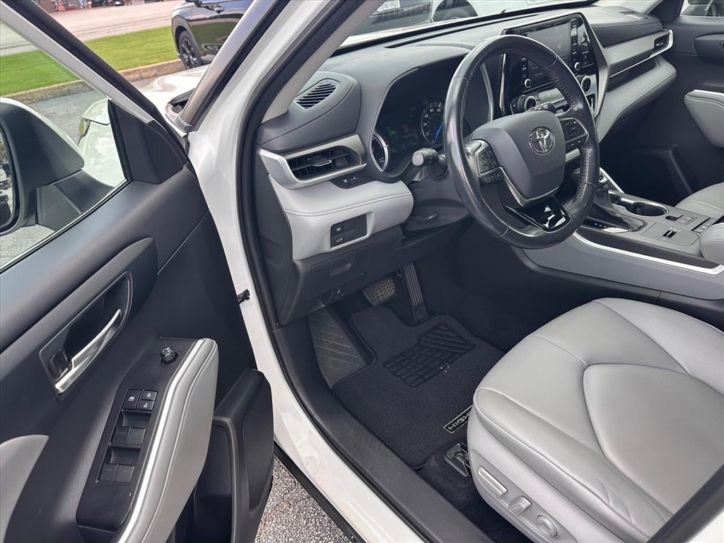 2020 Toyota Highlander Hybrid XLE