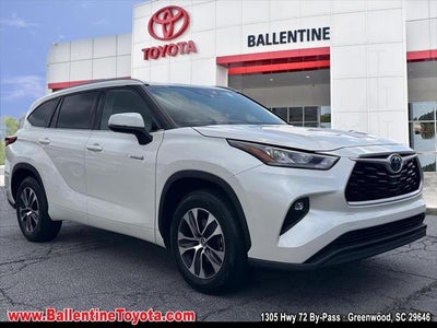 2020 Toyota Highlander Hybrid XLE