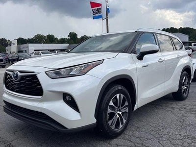 2020 Toyota Highlander Hybrid XLE