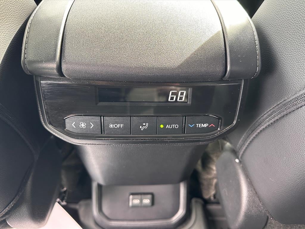 2024 Toyota Highlander Hybrid XLE