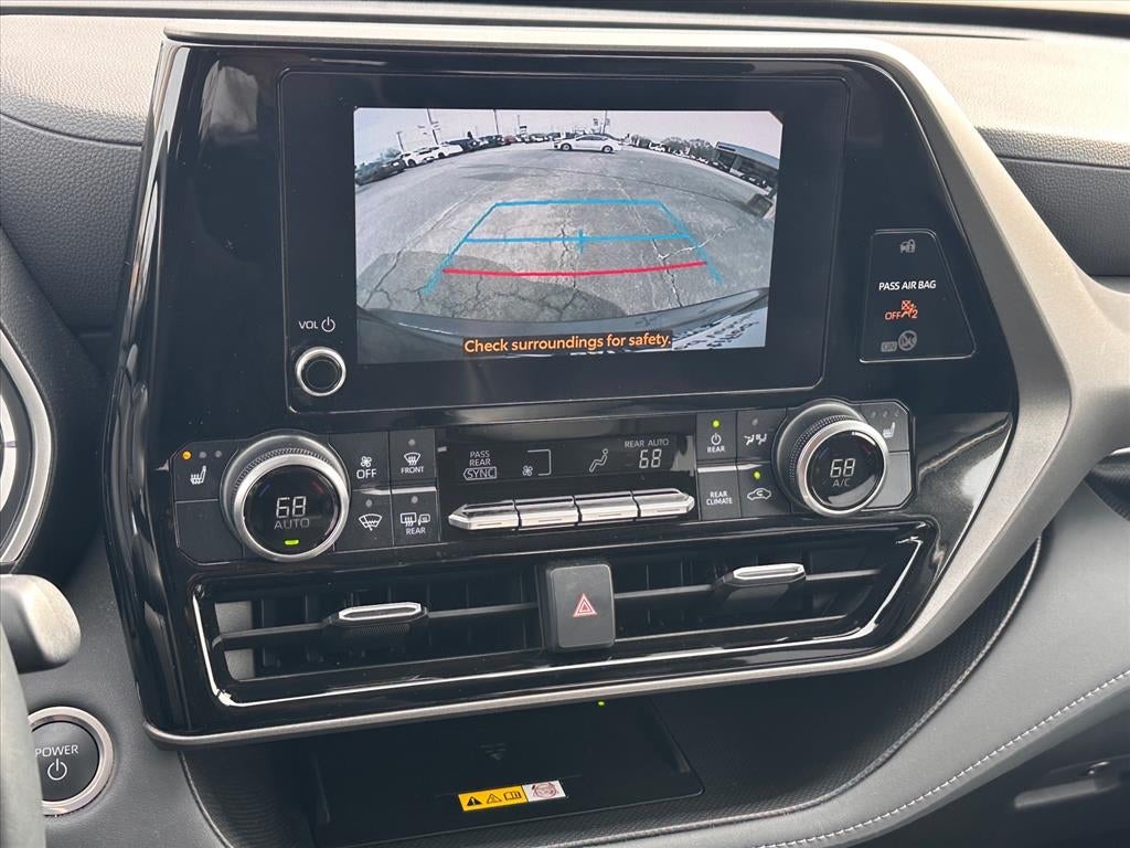 2024 Toyota Highlander Hybrid XLE