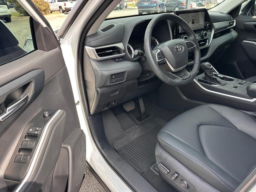 2026 Toyota Highlander Hybrid XLE