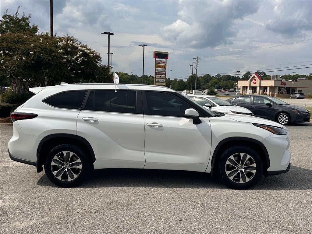 2026 Toyota Highlander Hybrid XLE