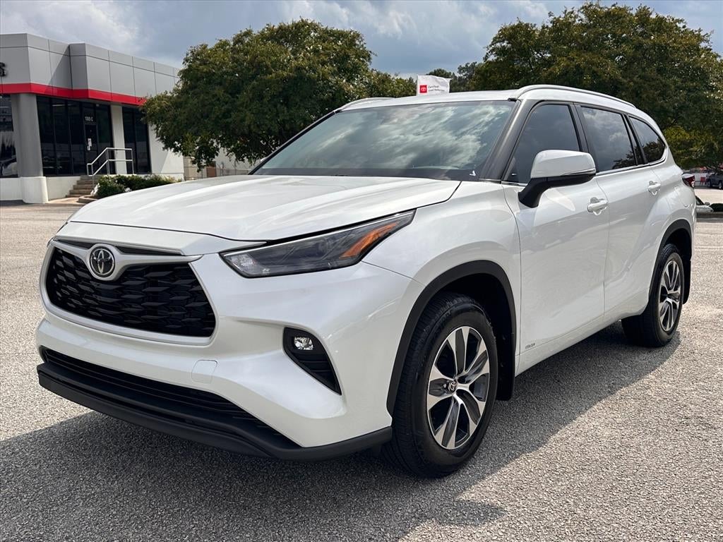 2026 Toyota Highlander Hybrid XLE