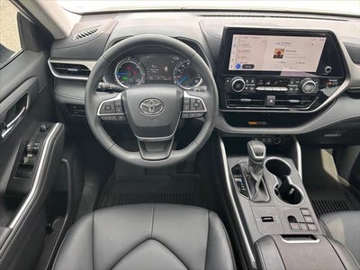 2026 Toyota Highlander Hybrid XLE