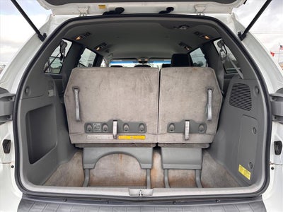 2010 Toyota Sienna LE 8-Passenger