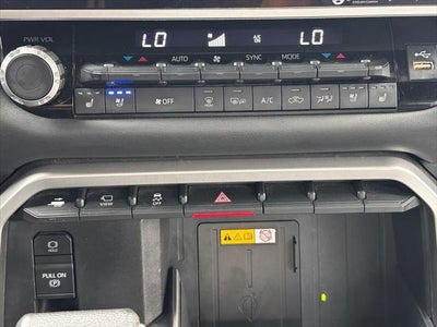 2024 Toyota Tundra Platinum HV