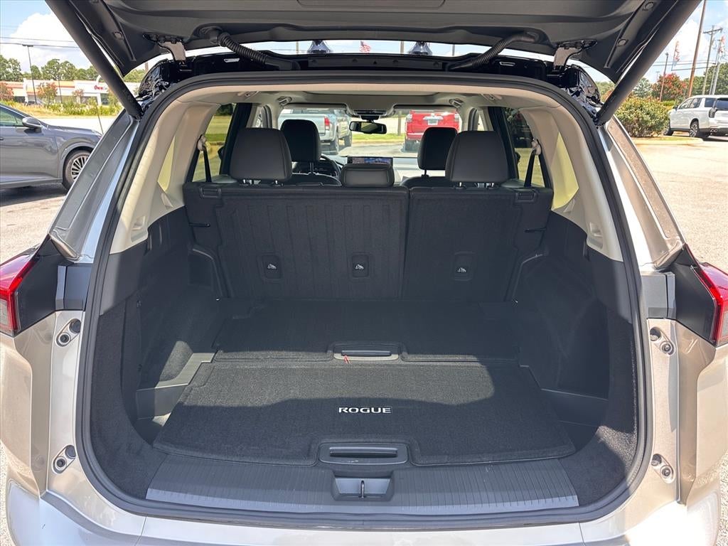 2025 Nissan Rogue Platinum