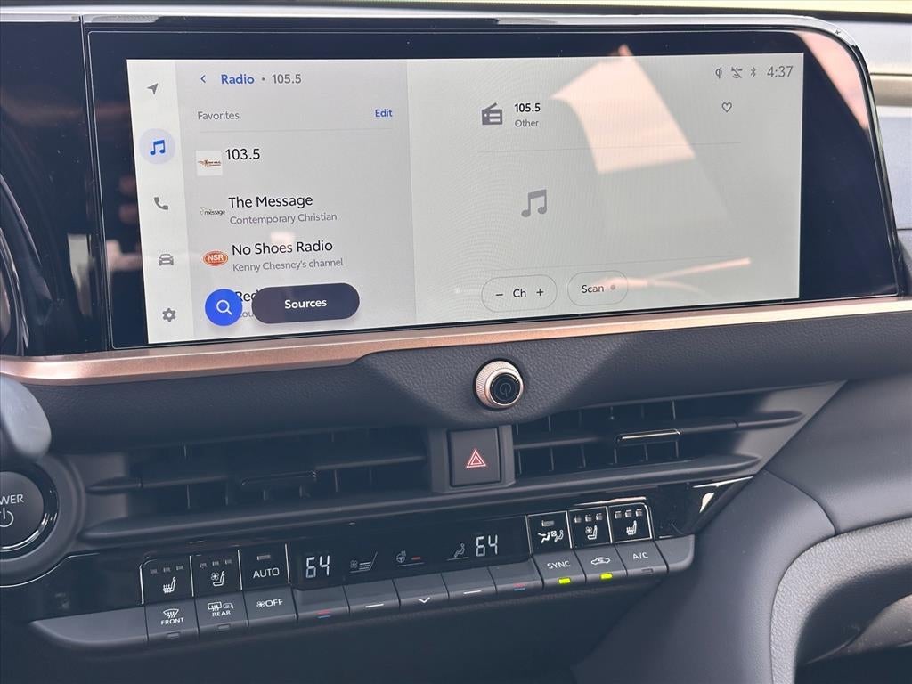 2025 Toyota Crown Signia Limited