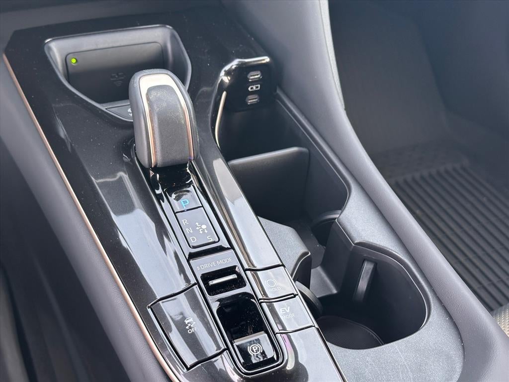 2025 Toyota Crown Signia Limited