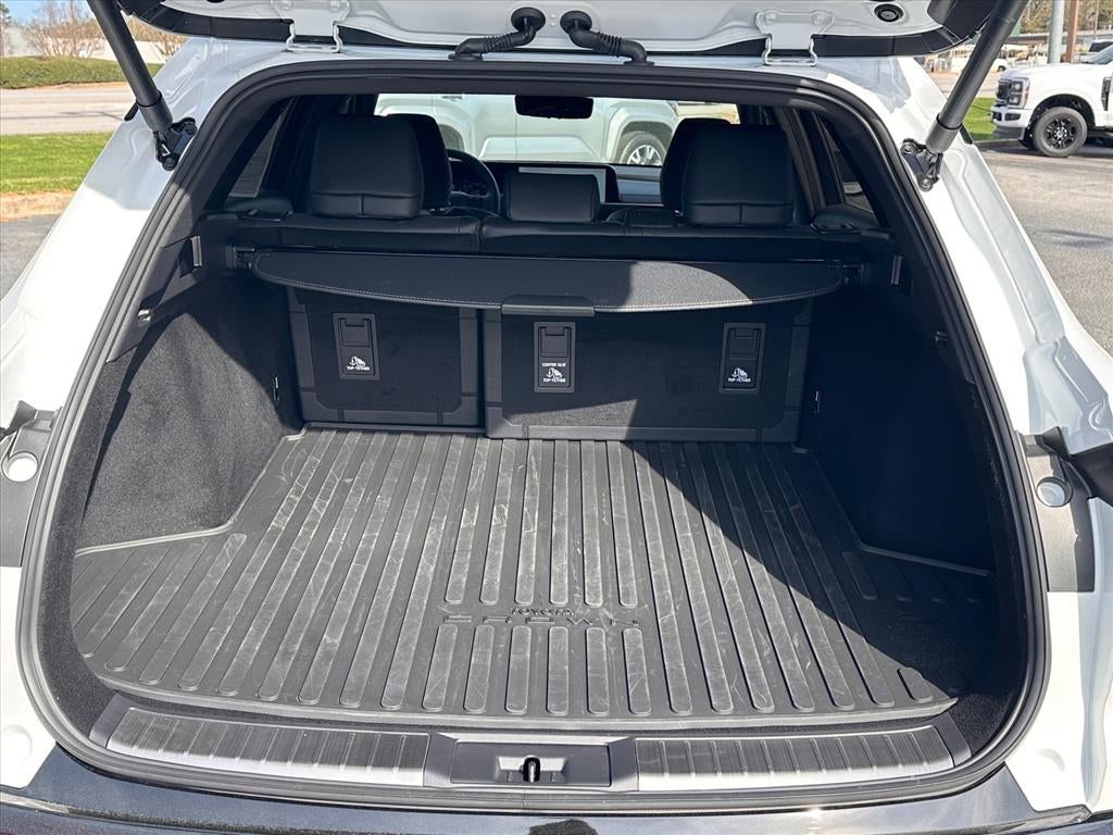 2025 Toyota Crown Signia Limited