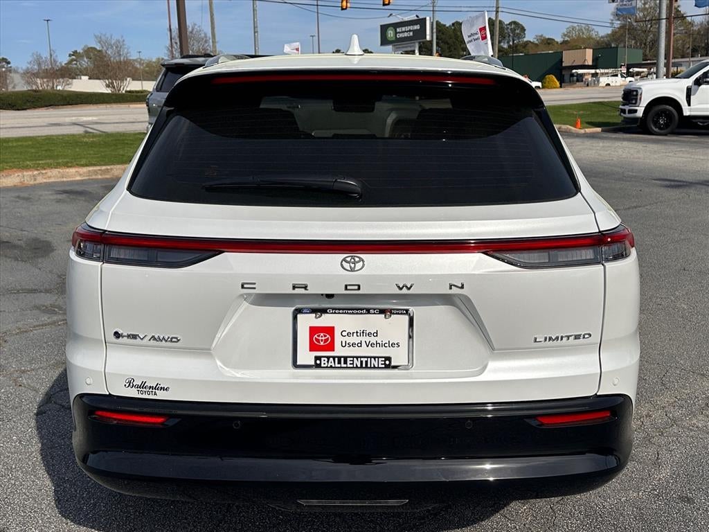 2025 Toyota Crown Signia Limited