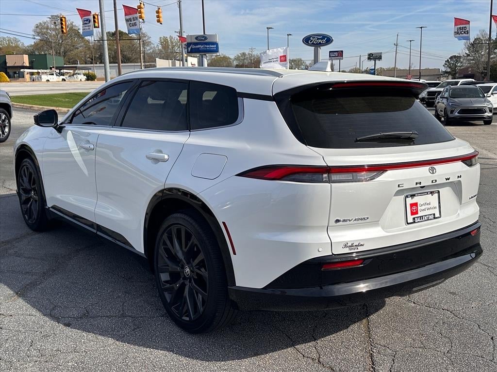 2025 Toyota Crown Signia Limited