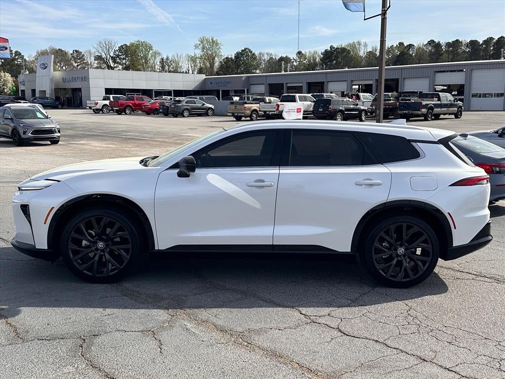 2025 Toyota Crown Signia Limited