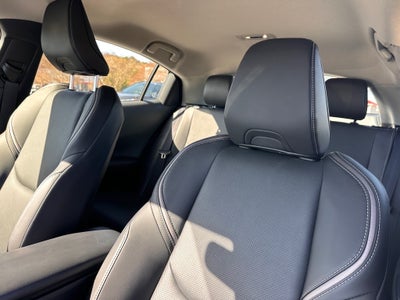 2025 Toyota Prius XLE