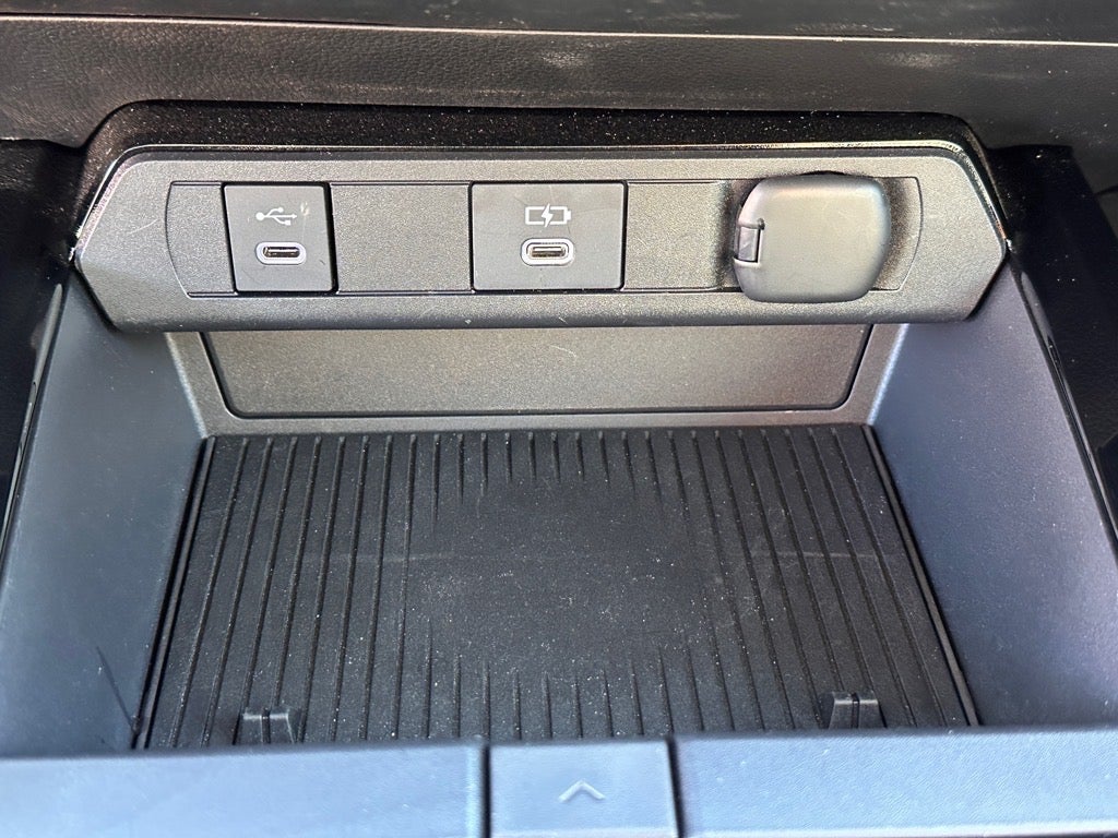 2025 Toyota Prius XLE