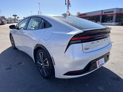 2025 Toyota Prius XLE