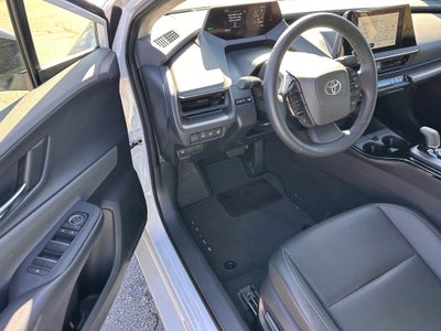 2025 Toyota Prius XLE
