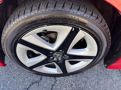 2016 Toyota Prius Three