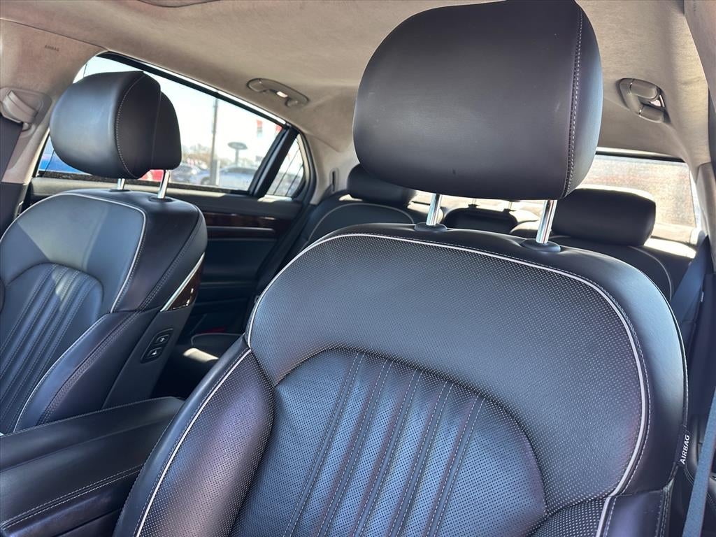 2017 Genesis G90 3.3T Premium