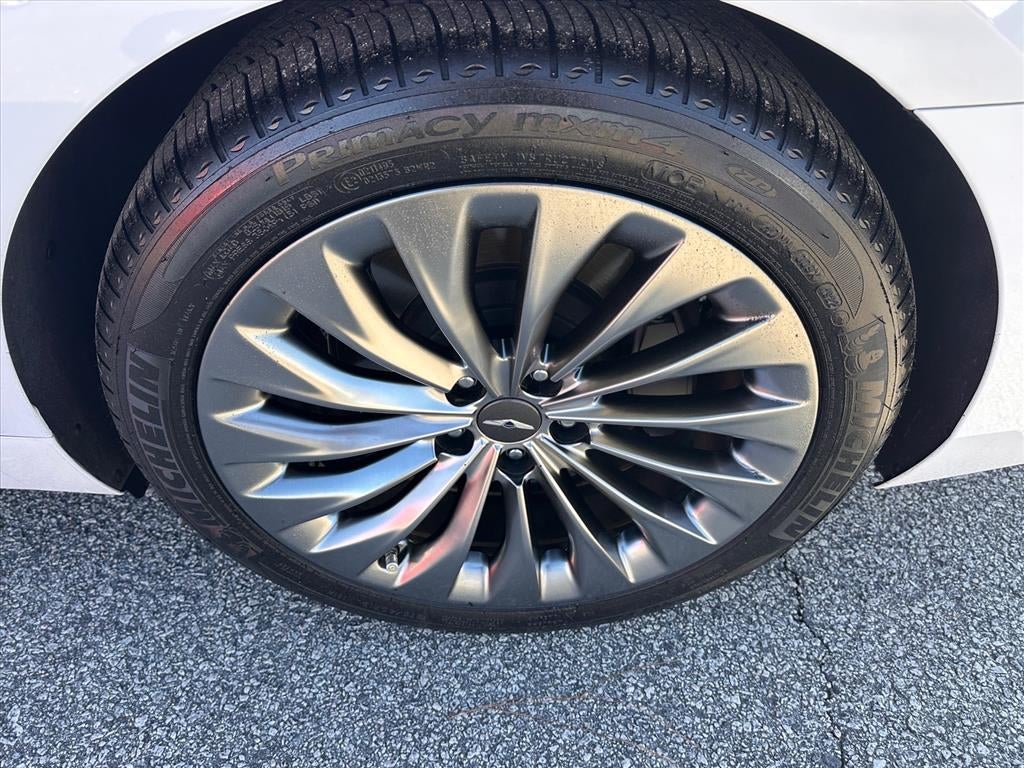 2017 Genesis G90 3.3T Premium