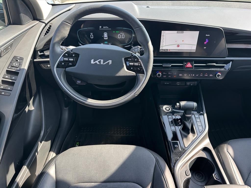 2023 Kia Niro SX