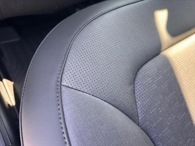 2023 Kia Niro SX