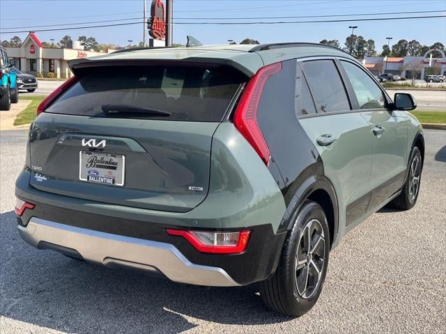 2023 Kia Niro SX